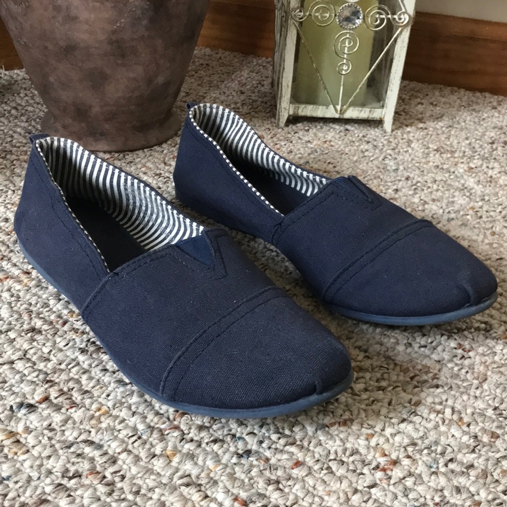 Navy Canvas Shoes